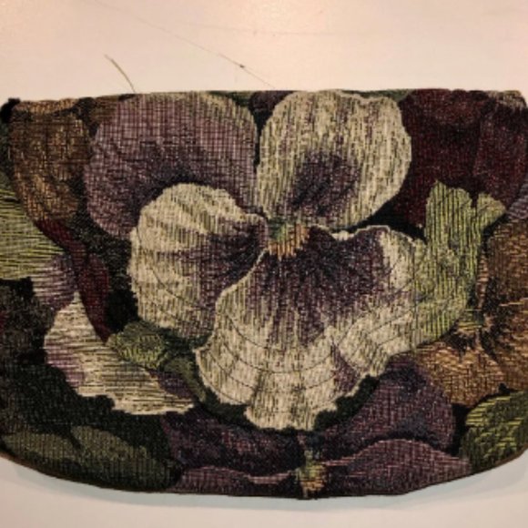 Lot of 7 purses - Picture 2 of 7